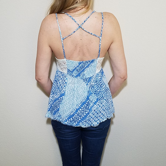 HOLLISTER BLUE WHITE LACE STRAPPY TANK TOP MEDIUM - Picture 4 of 4
